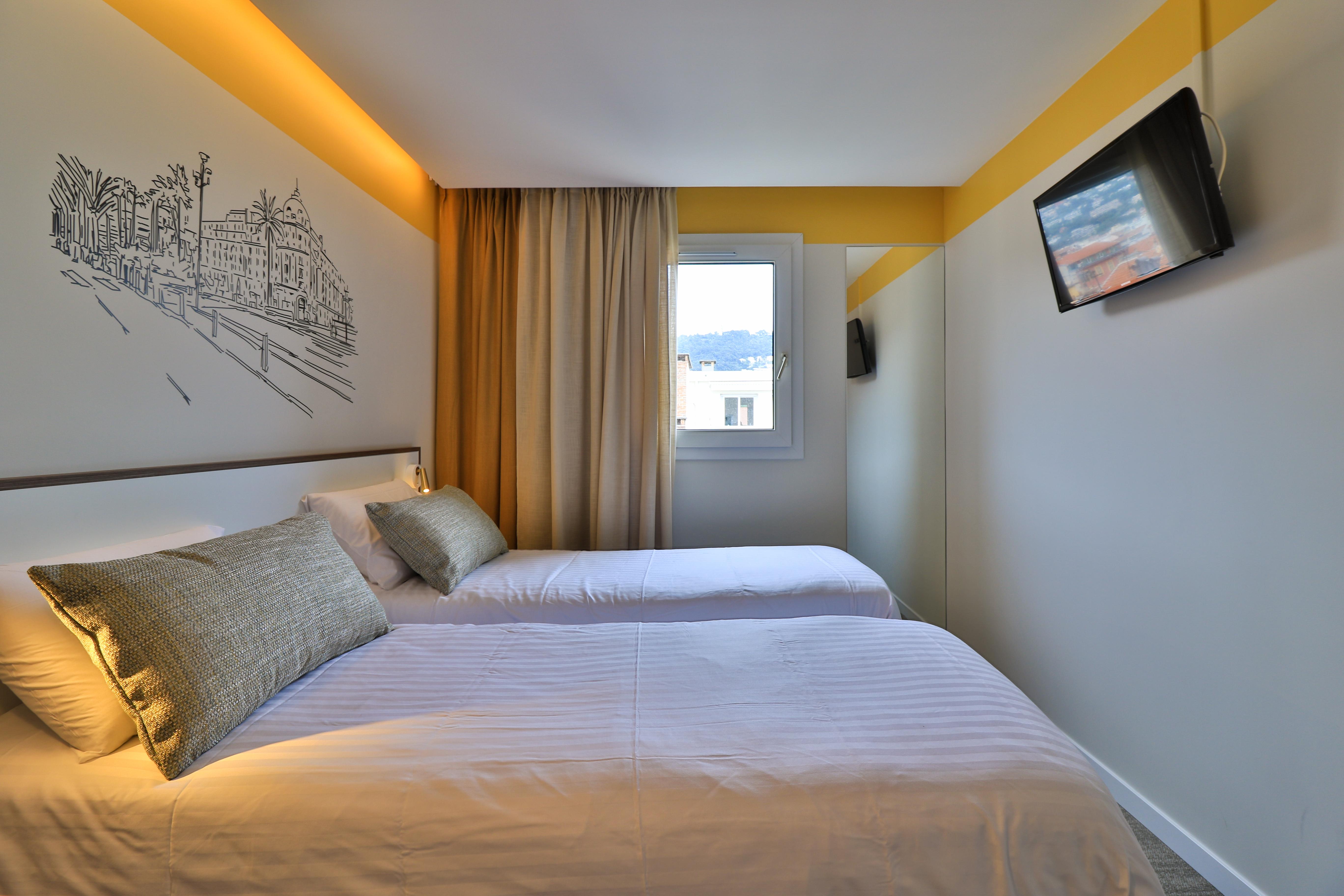 Hotel Du Pin Nice Port Ngoại thất bức ảnh